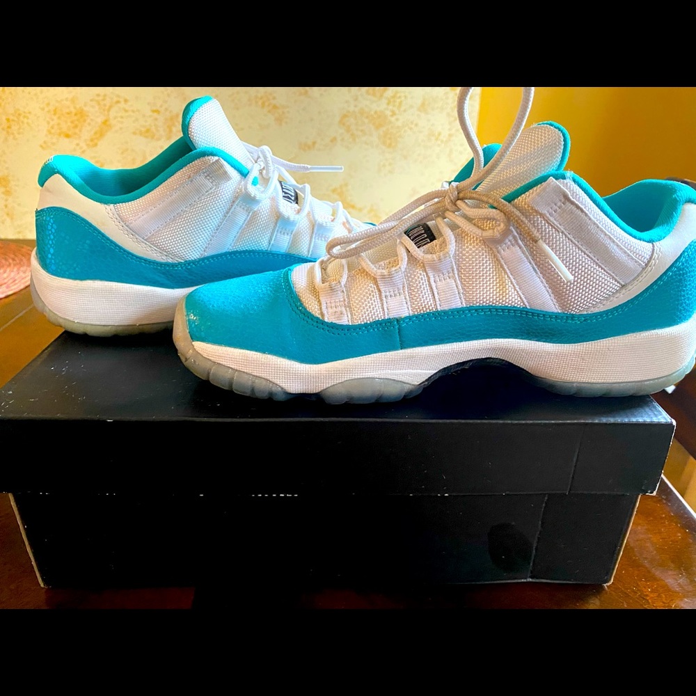 Aqua blue Jordan’s rare color.